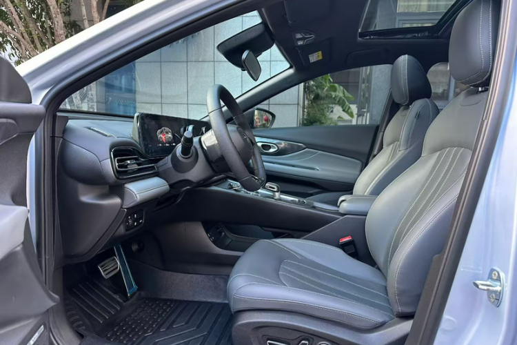 广汽传祺 2024款 270T DCT 影豹R-Style版中控内饰7005