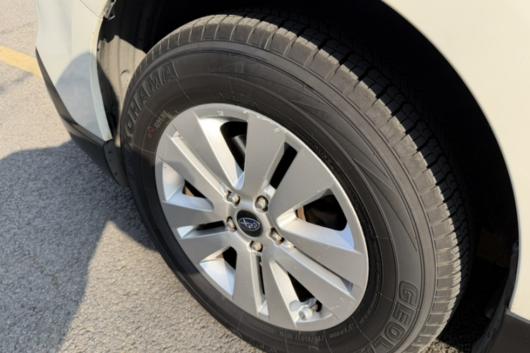 斯巴鲁 傲虎 2016款 2.5i 豪华导航版车身外观6010