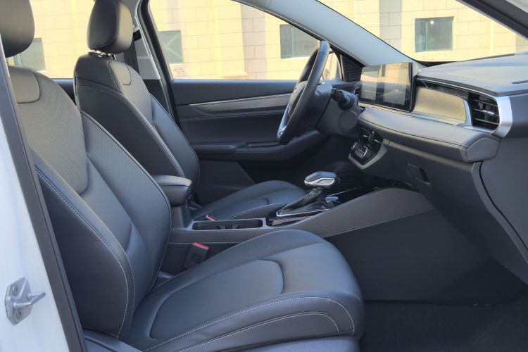 福特 福睿斯 2021款 1.5L 自动钻石版局部细节41