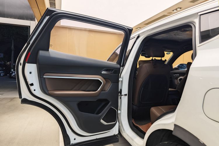 哈弗H6 2017款 红标 2.0T 自动两驱智尚型车身外观6007