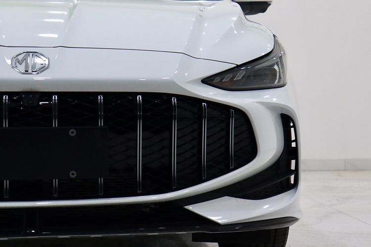 名爵 MG5 2025款 180DVVT 全球豪华版车身外观6005