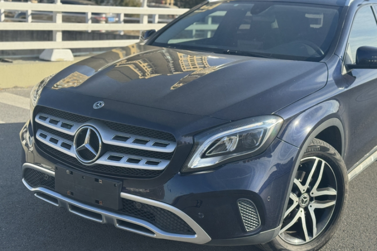 奔驰GLA 2017款 GLA 200 时尚型车身外观6010