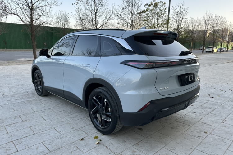 北京汽车 魔方 2023款 1.5T DCT黄金版车身外观6005