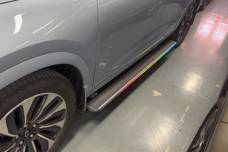 鸿蒙智行 问界M7 2024款 1.5T 后驱Plus版 5座局部细节9005