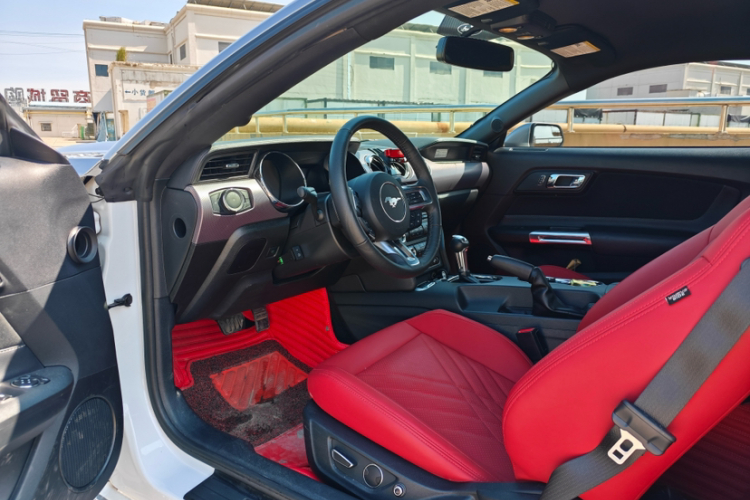 福特Mustang（平行进口） 中控内饰7002