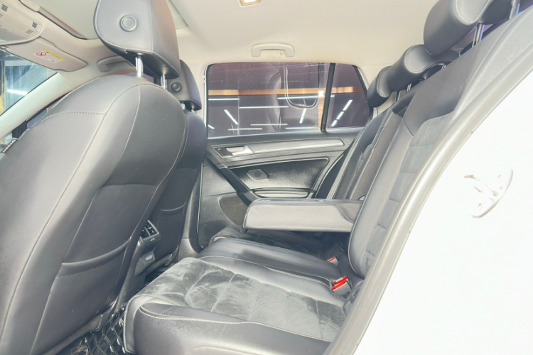 大众 高尔夫 2020款 280TSI DSG豪华型中控内饰7007