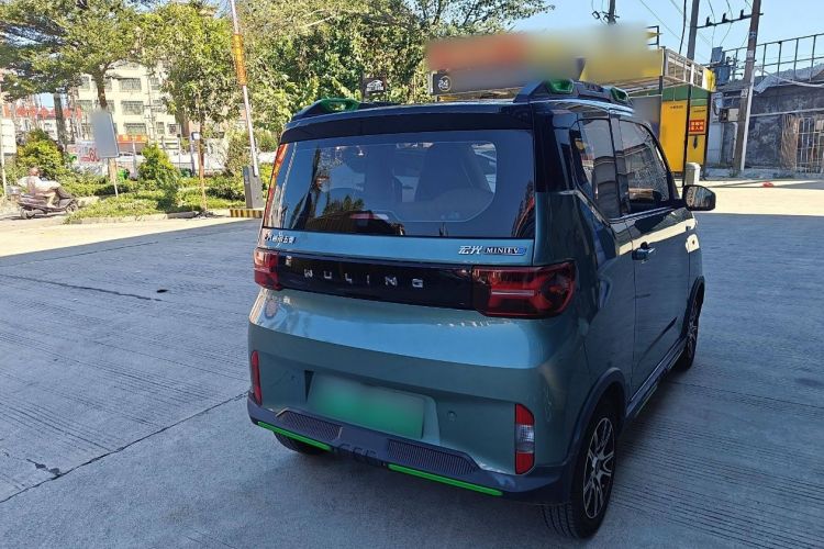 五菱汽车 宏光MINIEV 2022款 GAMEBOY 200km 玩乐款 磷酸铁锂车身外观6005