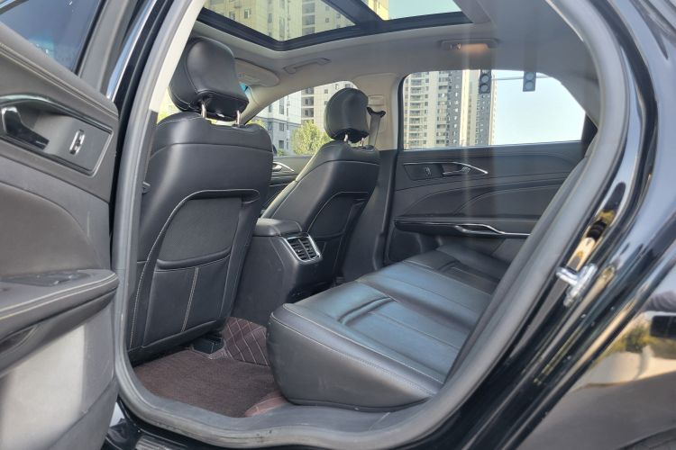 福特 金牛座 2017款 改款 EcoBoost 245 时尚型中控内饰7003