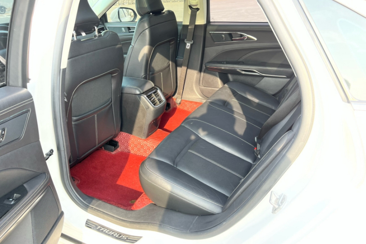 福特 金牛座 2017款 改款 EcoBoost 245 时尚型中控内饰7003