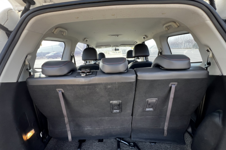 东风风行 风行SX6 2019款 1.6L 手动舒适型 国VI局部细节9003