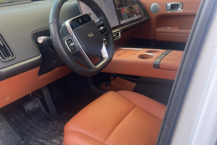 理想汽车 理想L6 2024款 Pro车身外观6007