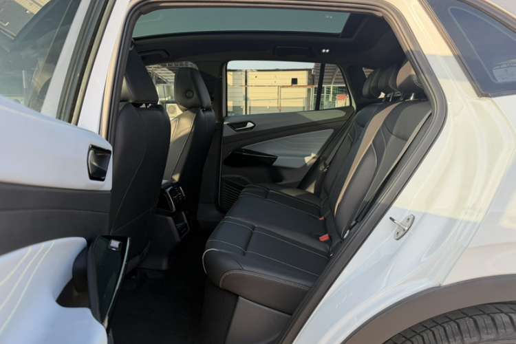 大众 ID.4 X 2022款 纯净长续航版中控内饰7007