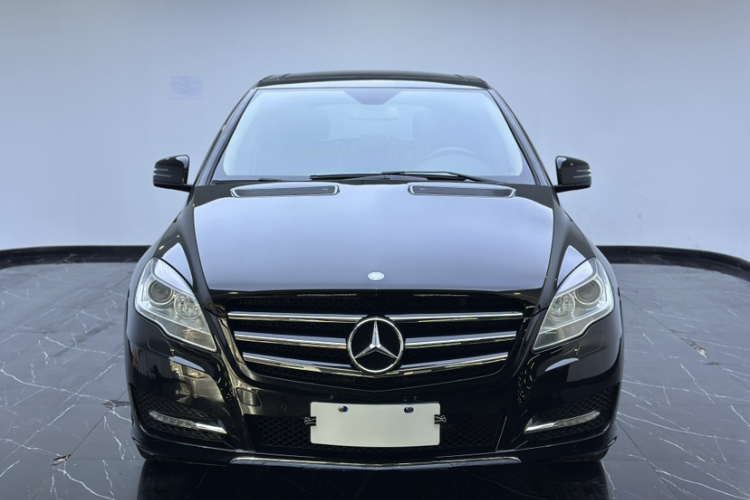 奔驰R级 2017款 R 320 4MATIC 商务型臻藏版车身外观6005