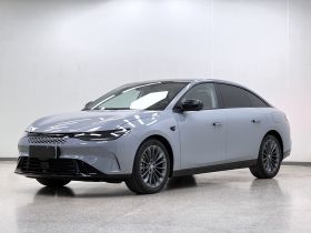 零跑汽车 零跑C01 2024款 增程 316尊享版