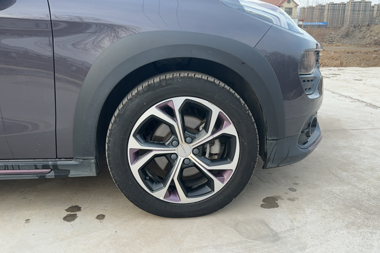 领克02 2019款 高能版 2.0T 自动两驱耀版 国VI车身外观6010