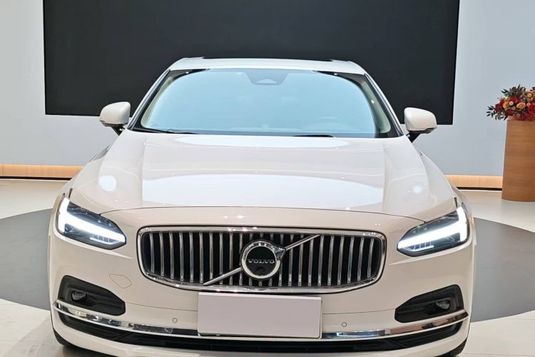 沃尔沃S90 2022款 B5 智雅豪华版车身外观6001