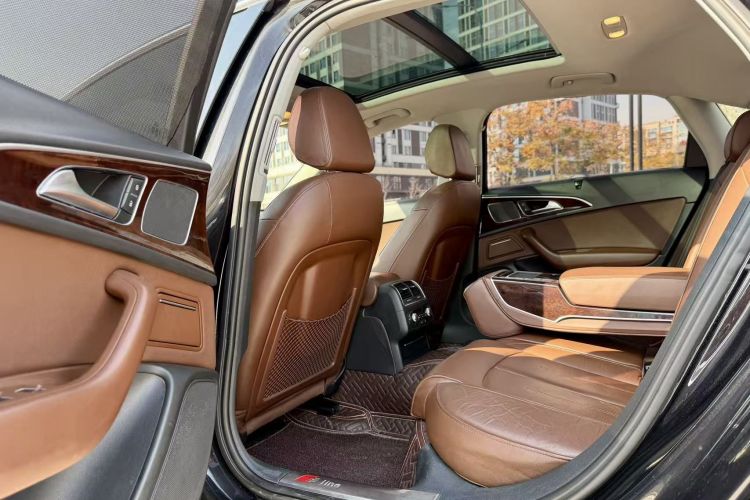 奥迪A6L 2014款 30 FSI 舒适型中控内饰7003
