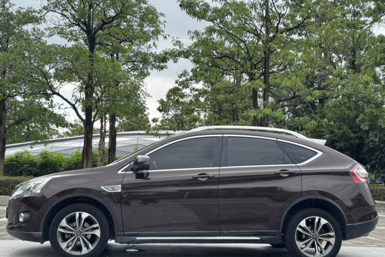 纳智捷 优6 SUV 2017款 1.8T 科技超值型局部细节57