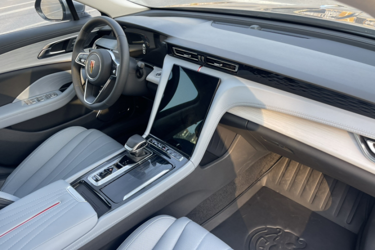 红旗H5 PHEV 2025款 170 超混版局部细节9006