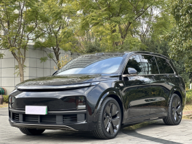 理想汽车 理想L9 2025款 Ultra 智能焕新版