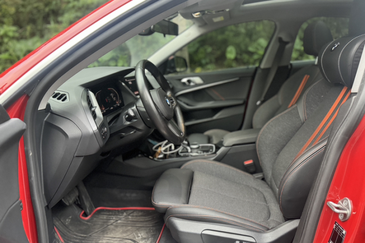 宝马2系(进口) 2021款 225i 四门轿跑车 M运动套装中控内饰7003