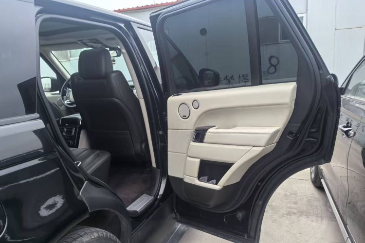 路虎 揽胜 2016款 3.0 SC V6 Vogue中控内饰7011