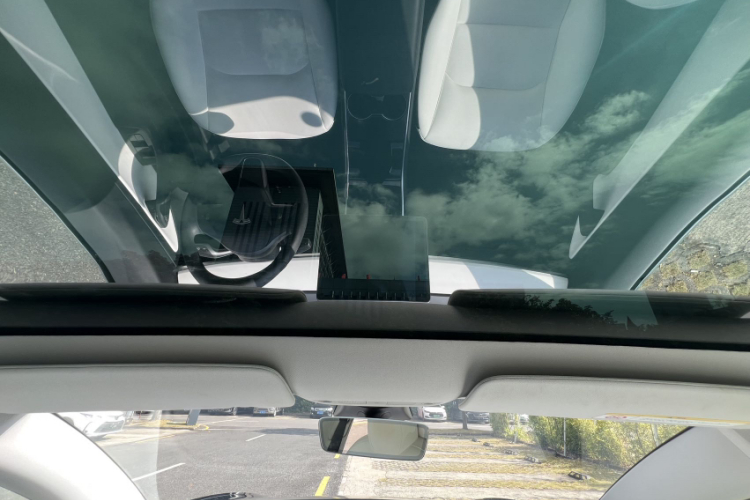 特斯拉 Model 3 2020款 标准续航后驱升级版局部细节9010