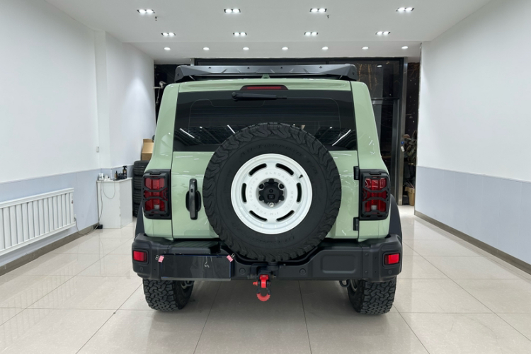 坦克300 2023款 2.0T 铁骑02车身外观6004