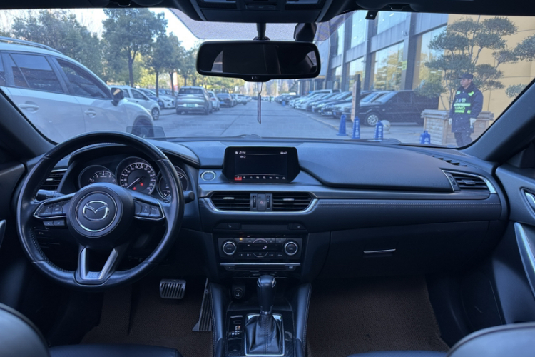 马自达 阿特兹 2018款 2.5L 蓝天尊崇版 国V中控内饰7010