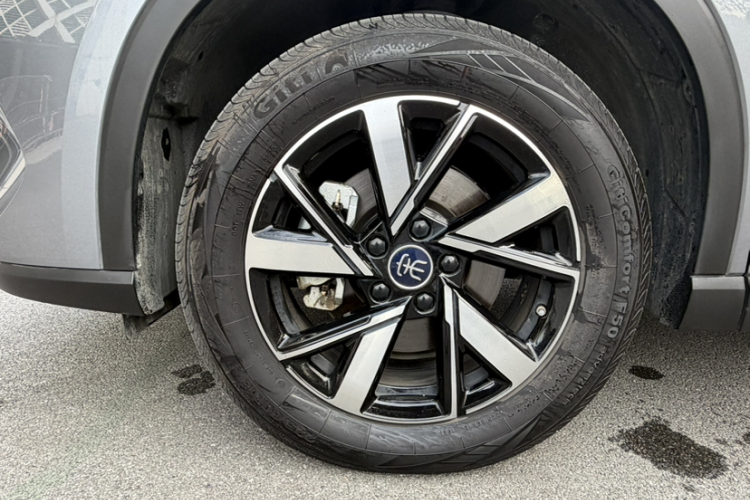 比亚迪 宋Pro新能源 2023款 冠军版 DM-i 71KM领航型车身外观6002