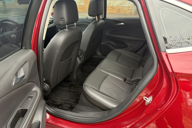 别克 威朗 2020款 20T CVT领先型中控内饰7002