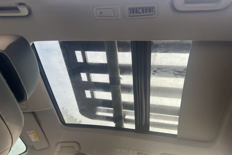 广汽传祺 传祺GS8 2020款 390T 两驱豪华智联版（七座）中控内饰7007