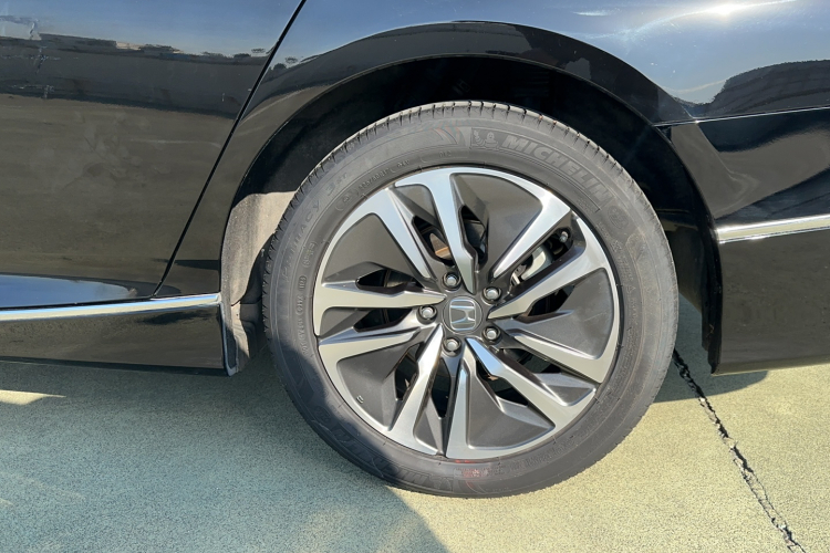 本田 雅阁 2022款 锐·混动 2.0L 锐领版车身外观6003