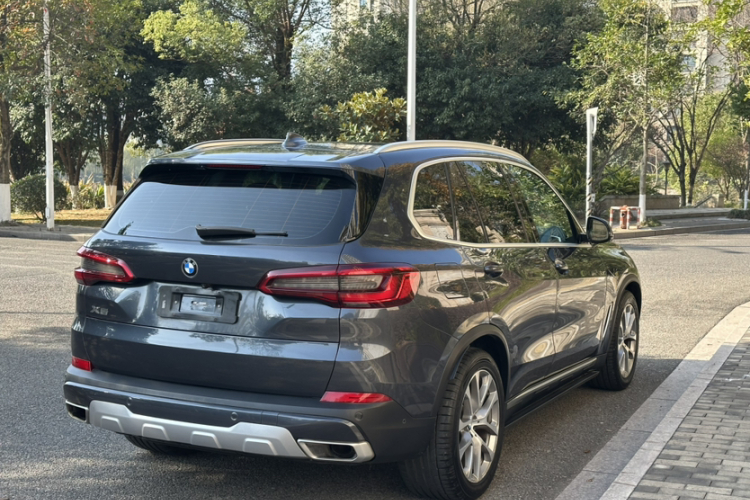宝马X5(进口) 2020款 xDrive30i X设计套装车身外观6006