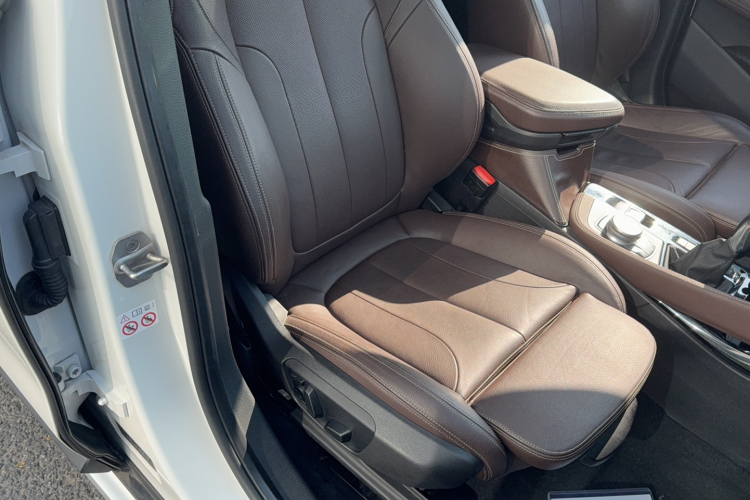 宝马X1 2018款 xDrive20Li 豪华型局部细节41