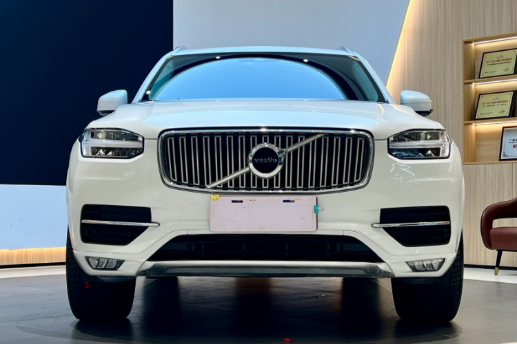 沃尔沃XC90 2019款 T6 智逸版 7座 国VI车身外观6003
