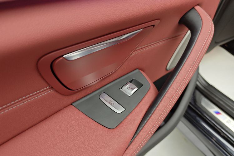 宝马5系新能源 2021款 535Le 先锋版M运动套装局部细节9015