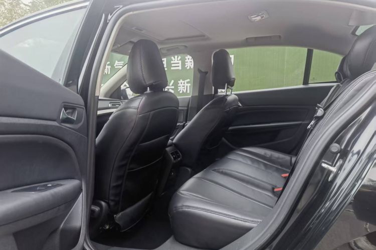 标致408 2016款 1.6T 自动豪华版中控内饰7002