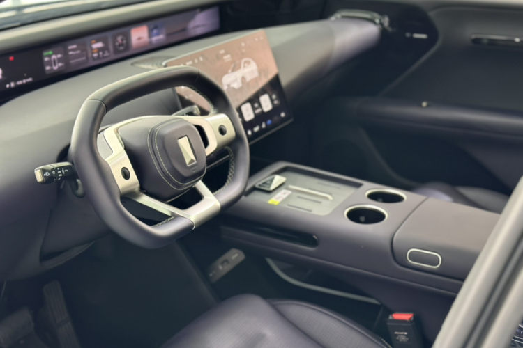 阿维塔07 2024款 Pro+纯电版中控内饰7012