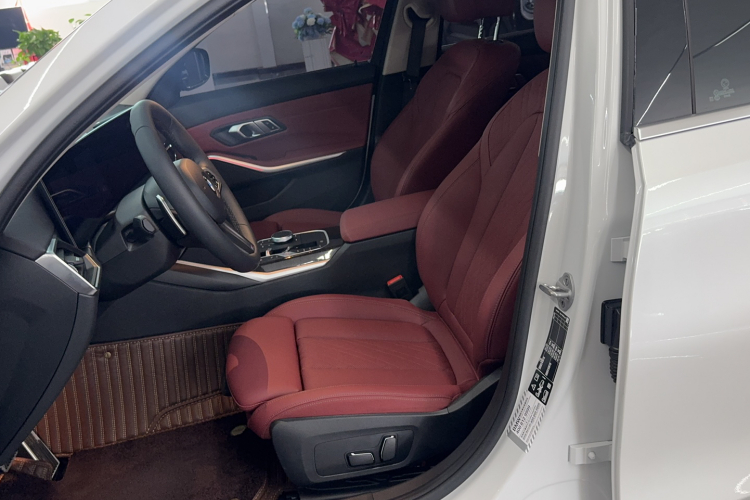 宝马3系 2024款 325Li xDrive M运动套装局部细节19