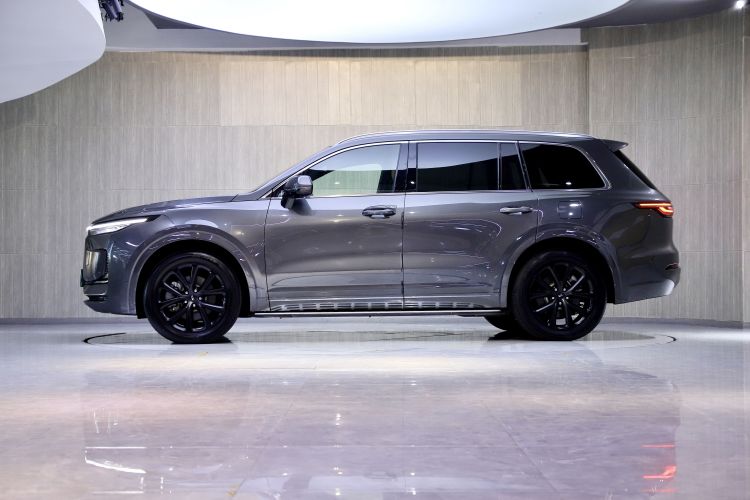 理想汽车 理想ONE 2021款 增程6座版车身外观6007