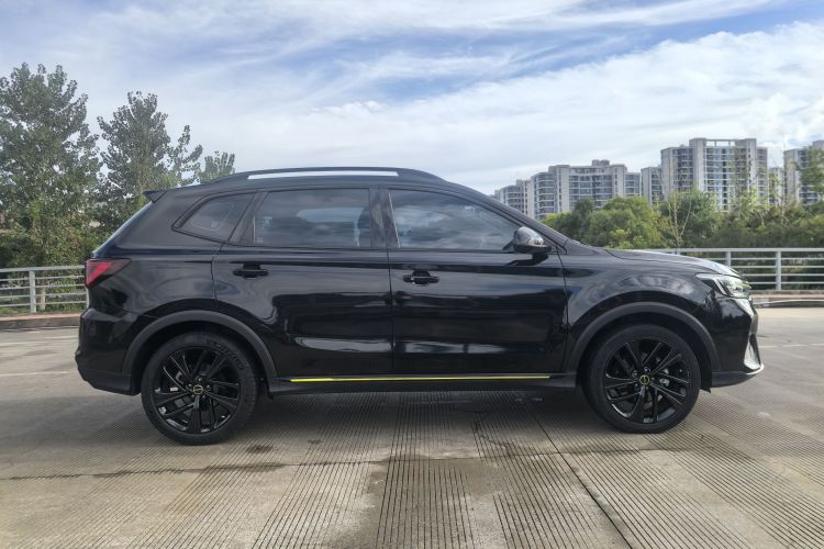 荣威RX5 2021款 PLUS 300TGI 自动Ali国潮豪华荣麟版车身外观6003