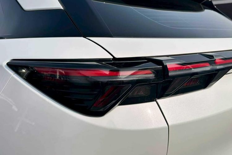 ARCFOX极狐 极狐 阿尔法T5(ARCFOX αT5) 2025款 520 MAX车身外观6009