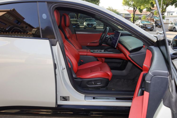 小米汽车 小米SU7 2024款 后驱长续航智驾版中控内饰7009