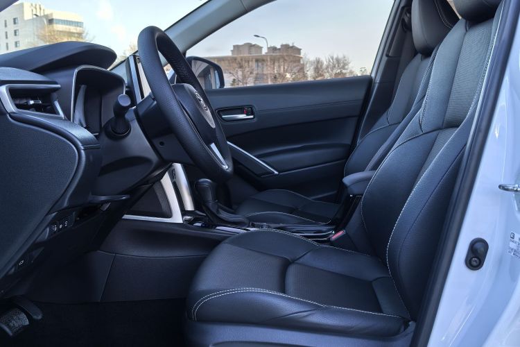 丰田 锋兰达 2022款 2.0L CVT豪华PLUS版局部细节19