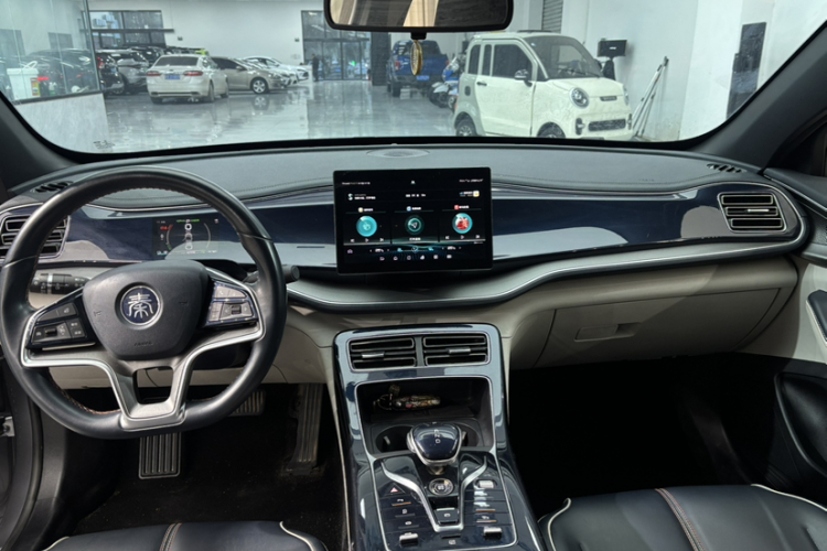 比亚迪 秦PLUS 2021款 EV 500KM 豪华型中控内饰7001