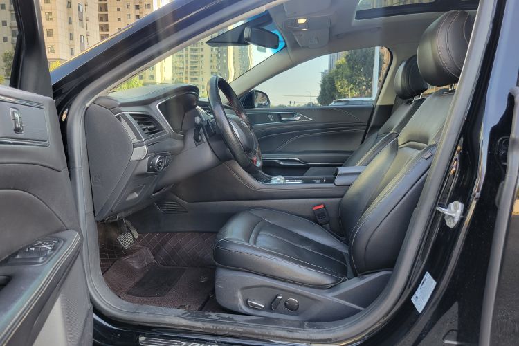 福特 金牛座 2017款 改款 EcoBoost 245 时尚型中控内饰7002