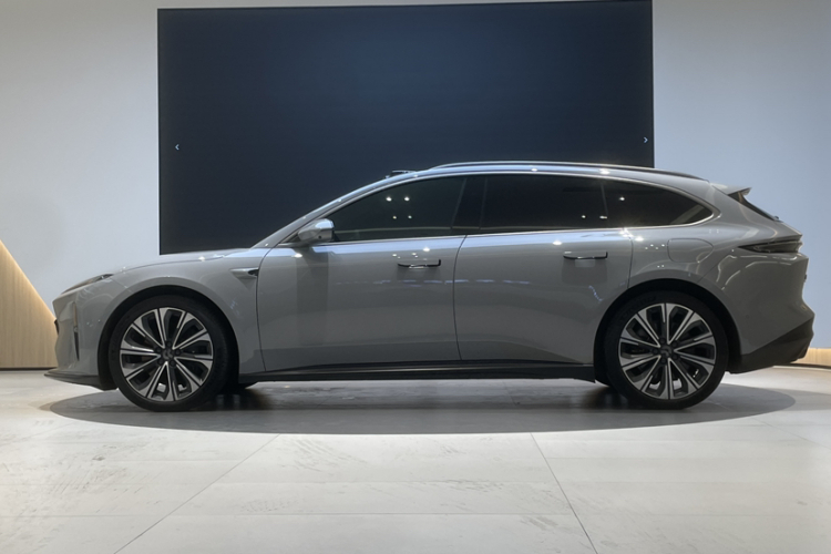 蔚来ET5T 2023款 75kWh Touring车身外观6004