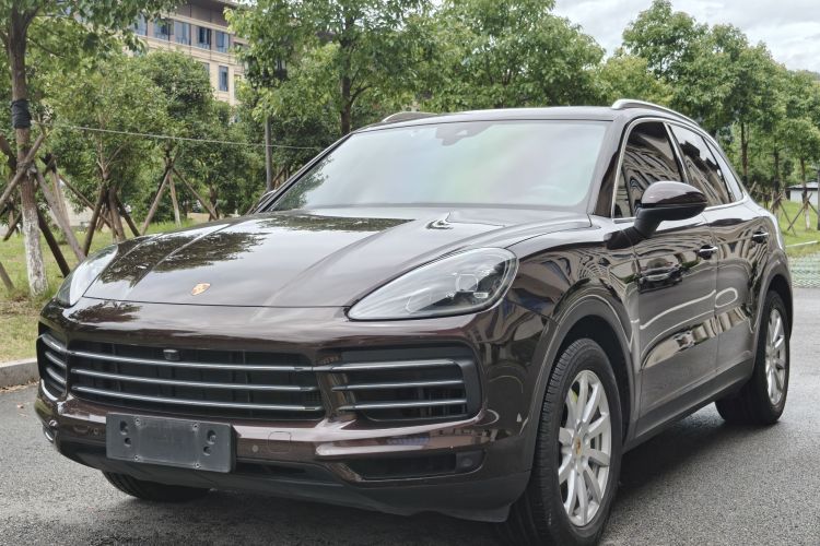 保时捷 Cayenne新能源 2019款 Cayenne E-Hybrid 2.0T车身外观1