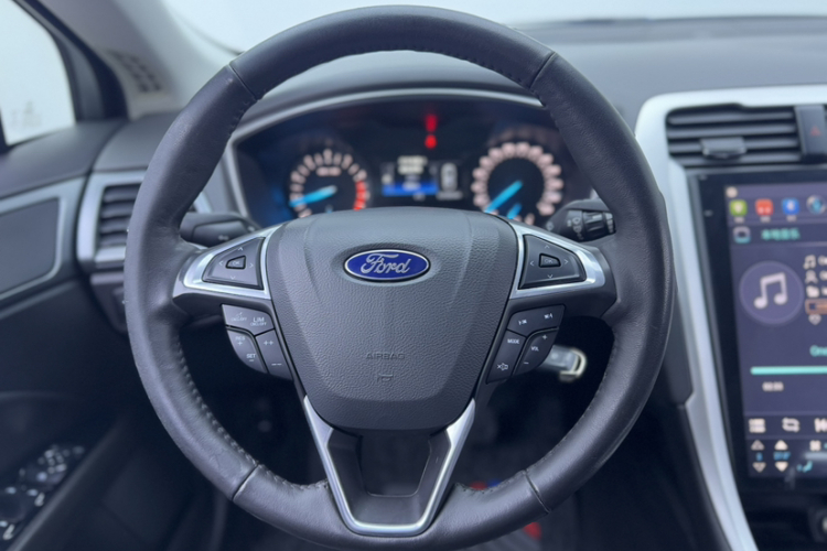 福特 蒙迪欧 2013款 1.5L GTDi180时尚型局部细节13